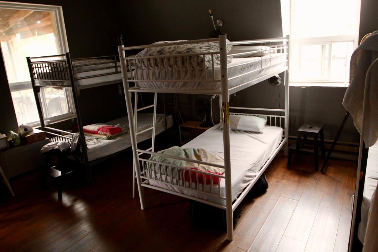 The Parkdale Hostellerie Toronto Buitenkant foto