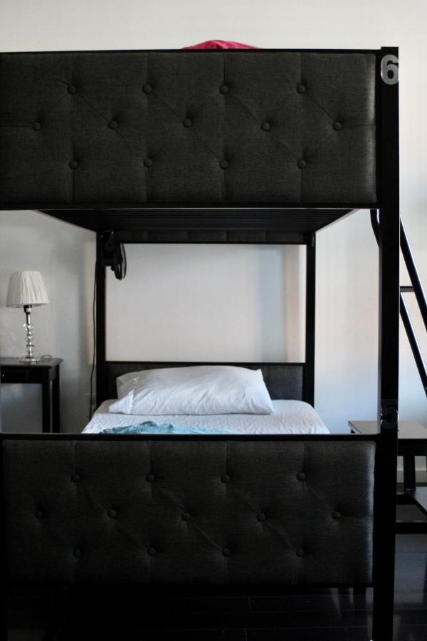 The Parkdale Hostellerie Toronto Buitenkant foto