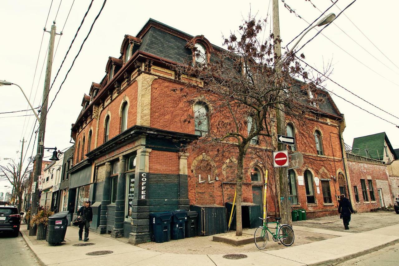 The Parkdale Hostellerie Toronto Buitenkant foto