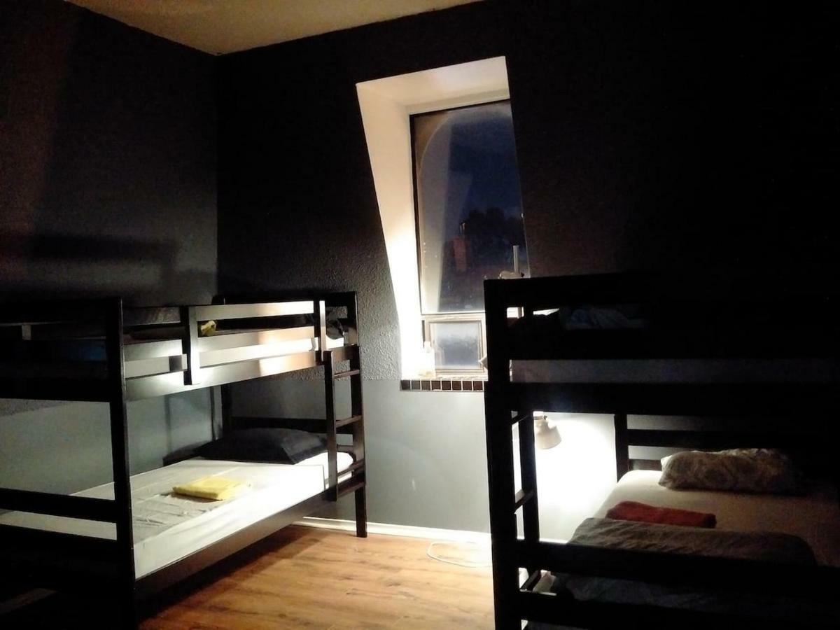 The Parkdale Hostellerie Toronto Buitenkant foto